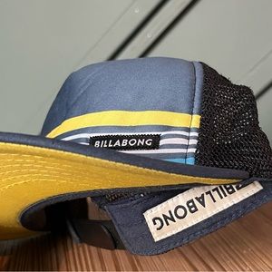 Billabong SnapBack trucker hat. Only worn a couple times.